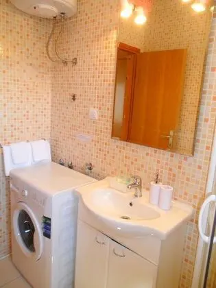 Superior Apart Daire, 2 Yatak Odası, Balkon, Deniz Manzaralı