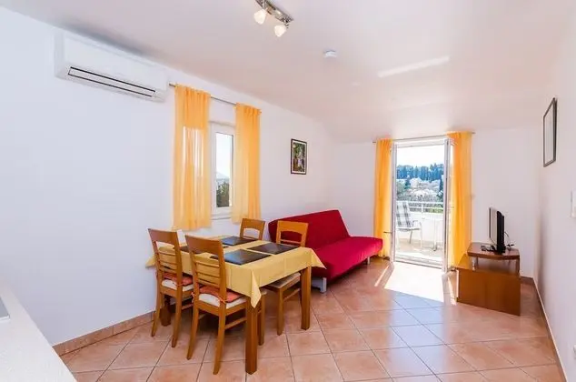 Apart Daire (Comfort One Bedroom apt with Balcony)