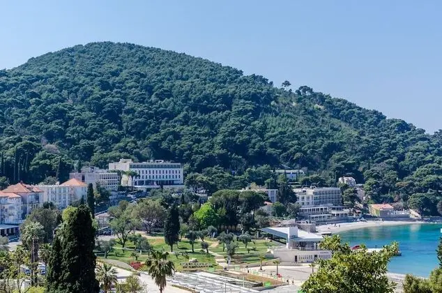 Apart Daire (Comfort One Bedroom apt with Balcony)