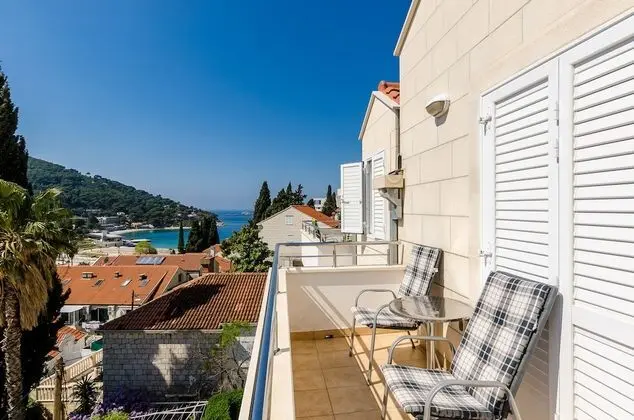 Stüdyo (Studio Apartment with Balcony)