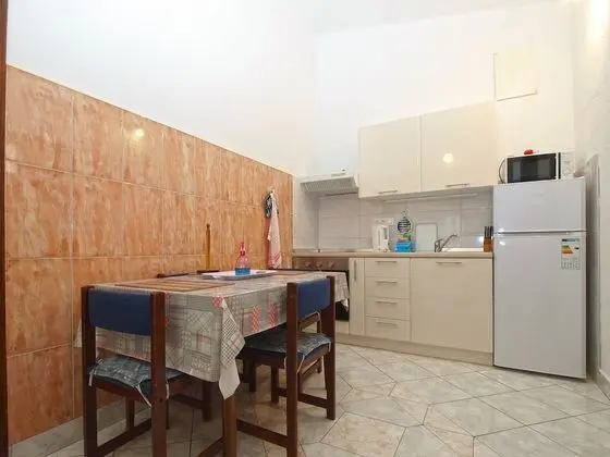 Apart Daire, 1 Yatak Odası (1306/12413)