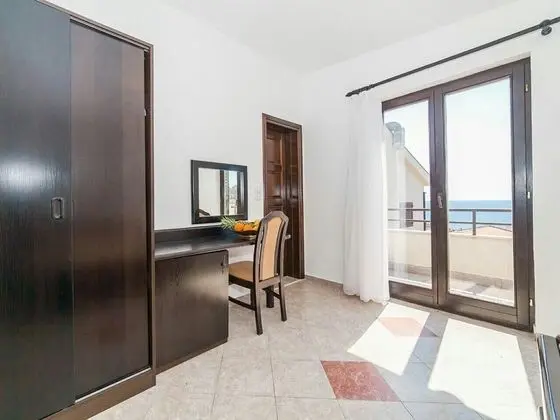 Classic Apart Daire, Balkon, Deniz Manzaralı