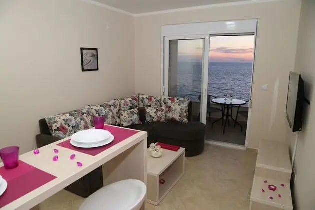Apart Daire, Birden Çok Yatak, Sigara İçilmez, Deniz Manzaralı