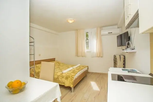 Apart Daire, 1 Çift Kişilik Yatak