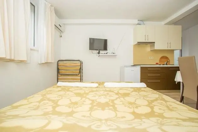 Apart Daire, 1 Çift Kişilik Yatak