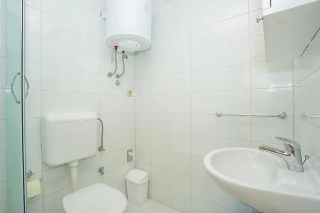Apart Daire, 1 Çift Kişilik Yatak