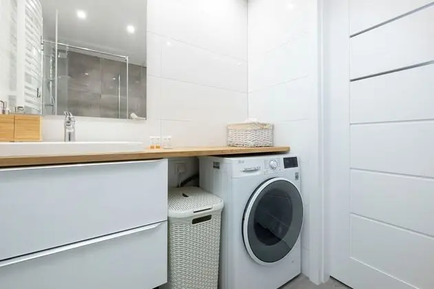 Apart Daire, 2 Yatak Odası, Balkon, Nehir Manzaralı