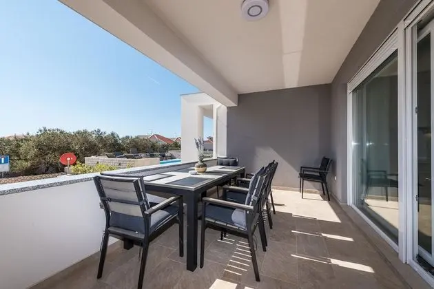 Apartment, 2 Bedrooms, Terrace