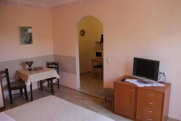 Apart Daire, 1 Çift Kişilik Yatak