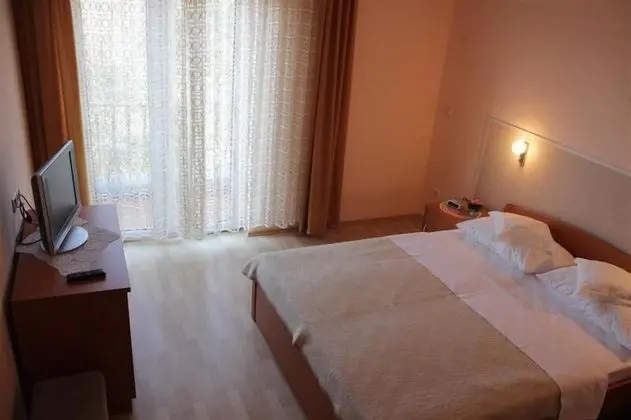 Apart Daire, 1 Çift Kişilik Yatak