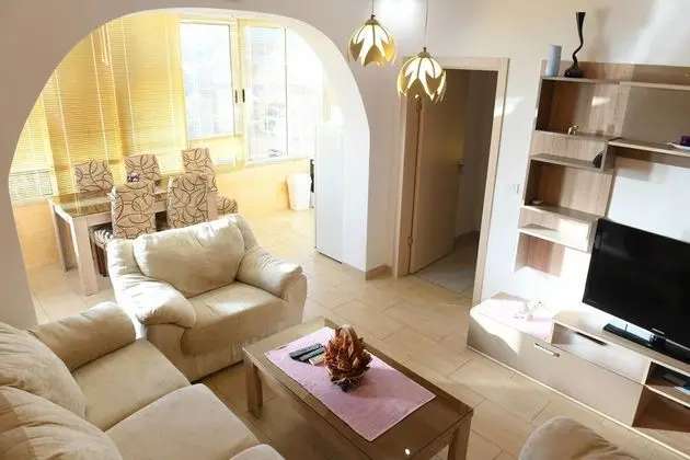 Comfort Apart Daire, 1 En Büyük (King) Boy Yatak ve Çekyat, Sigara İçilmez, Şehir Manzaralı