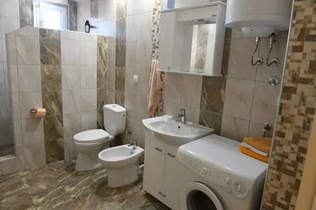 Comfort Apart Daire, 1 En Büyük (King) Boy Yatak ve Çekyat, Sigara İçilmez, Şehir Manzaralı
