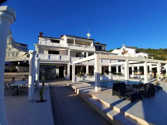 Oda, 1 Yatak Odası, Sigara İçilebilir, Teras