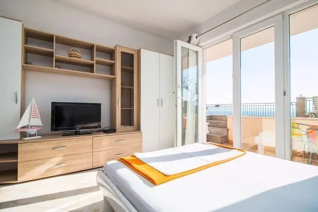 Stüdyo, Teras, Deniz Manzaralı