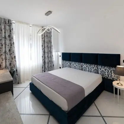 City Oda, 1 En Büyük (King) Boy Yatak, Sigara İçilmez, Banyolu/Duşlu