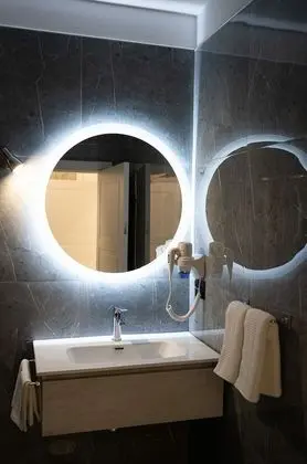 City Oda, 1 En Büyük (King) Boy Yatak, Sigara İçilmez, Banyolu/Duşlu