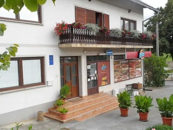 Apart Daire (One Bedroom Apartment with Balcony)