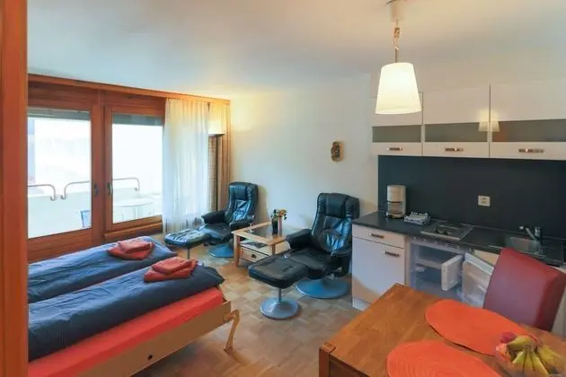 Studio 302 Ostler (Cleaning Fee 70 CHF)