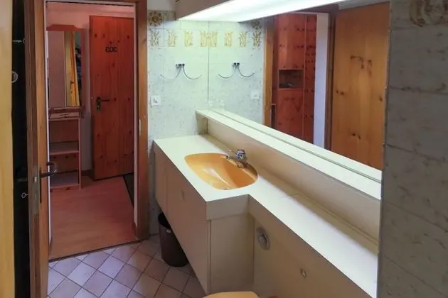 Studio 303 Gueven (Cleaning Fee 70 CHF)