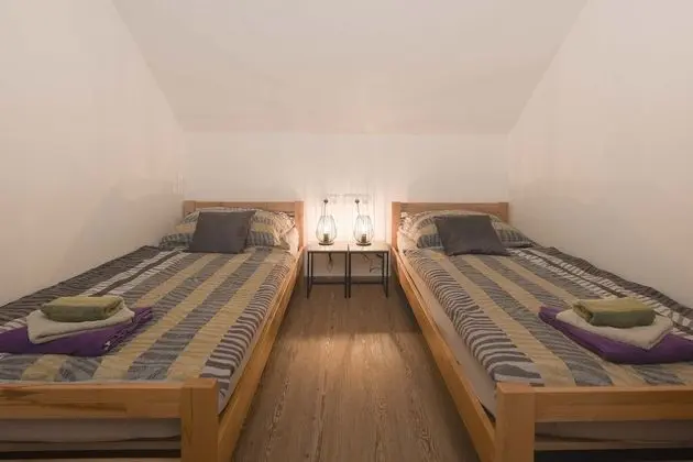 Apart Daire, Bahçe Manzaralı