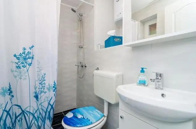 Tek Kişilik Oda (Single Room with Terrace and Sea View)