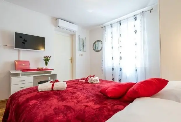 Apart Daire, 1 Yatak Odası, Teras, Deniz Manzaralı