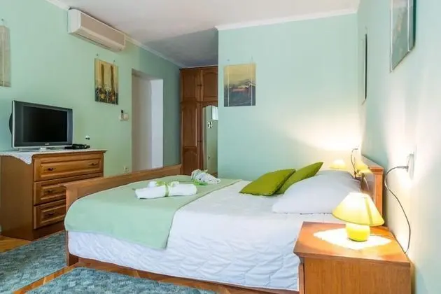 Tek Büyük Yataklı Oda, Teras