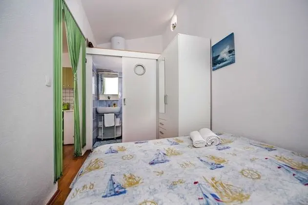 Basic Apart Daire, Veranda