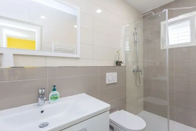 Tek Büyük Yataklı Oda, Balkon (1)