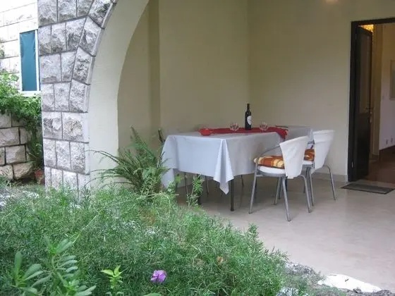 Apart Daire, 1 Yatak Odası, Teras, Bahçe Manzaralı