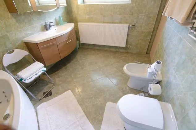 Classic Apart Daire, Bahçe Manzaralı