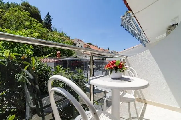 Basic Tek Büyük Yataklı Oda, Balkon, Bahçe Manzaralı