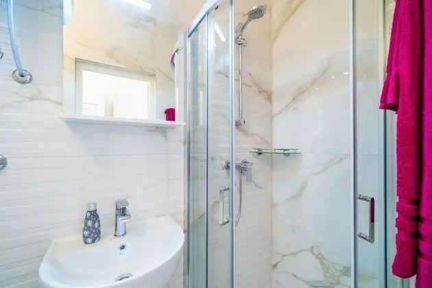 Standard Tek Büyük Yataklı Oda, Veranda, Bahçe Manzaralı