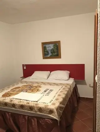 Tek Büyük Yataklı Oda, Kısmi Deniz Manzaralı