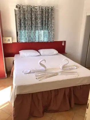 Tek Büyük Yataklı Oda, Kısmi Deniz Manzaralı
