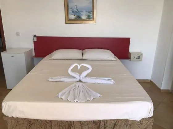 Tek Büyük Yataklı Oda, Kısmi Deniz Manzaralı