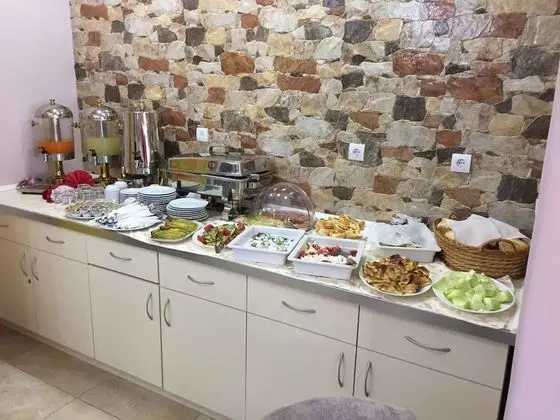 Tek Büyük Yataklı Oda, Kısmi Deniz Manzaralı