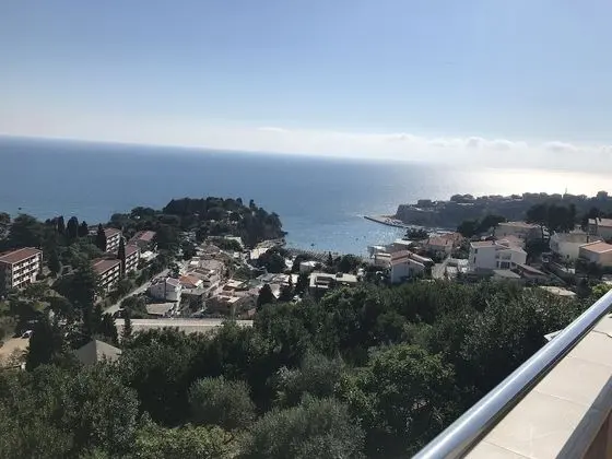 Tek Büyük Yataklı Oda, Kısmi Deniz Manzaralı