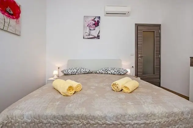 Basic Stüdyo, 1 Çift Kişilik Yatak