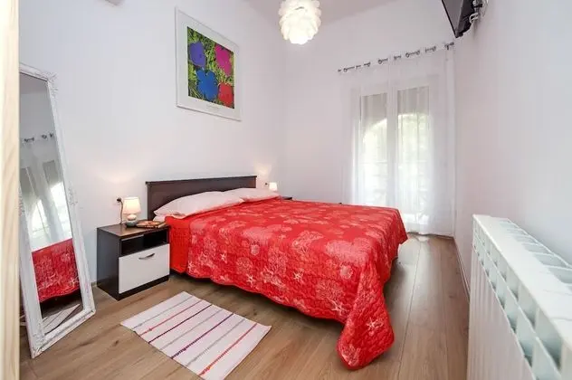 Basic Tek Büyük Yataklı Oda