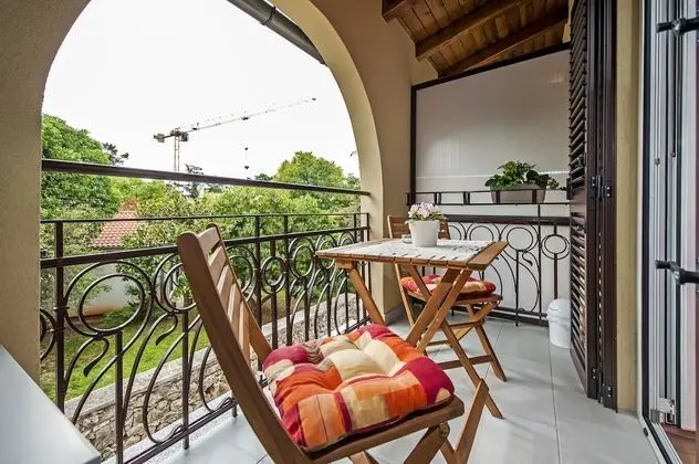 Basic Tek Büyük Yataklı Oda