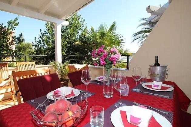 Apart Daire, 2 Yatak Odası, Teras, Deniz Manzaralı (3)