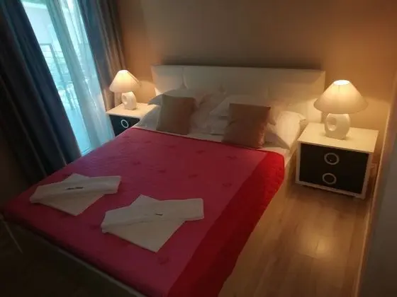 Tek Büyük Yataklı Oda