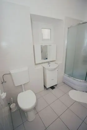 Tek Büyük Yataklı Oda (Buta)
