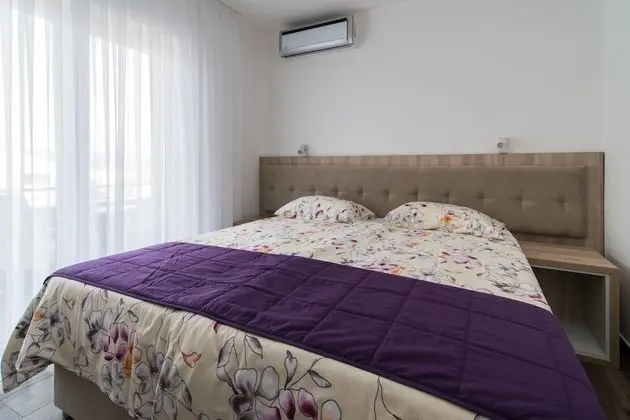 Standard Tek Büyük veya İki Ayrı Yataklı Oda