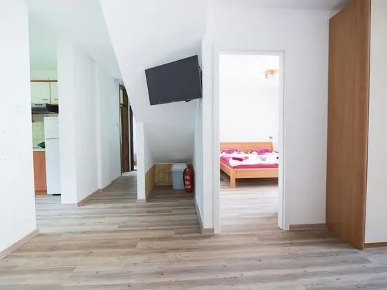 Family Apart Daire, Banyolu/Duşlu, Dağ Manzaralı (Apartma hiša)