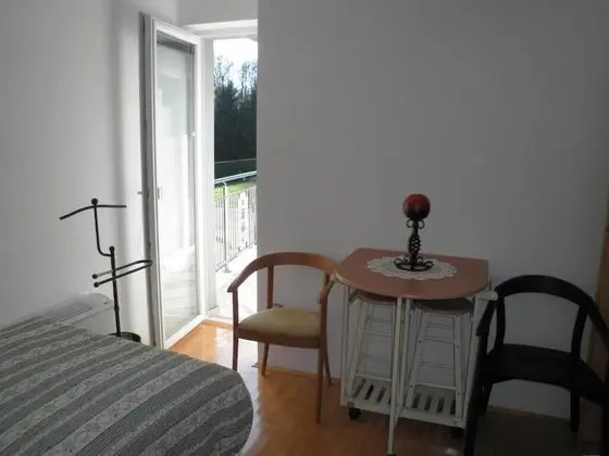 Basic Tek Büyük veya İki Ayrı Yataklı Oda