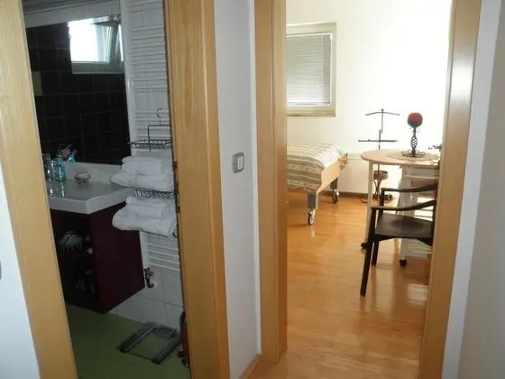 Basic Tek Büyük veya İki Ayrı Yataklı Oda
