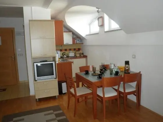 Deluxe Apart Daire
