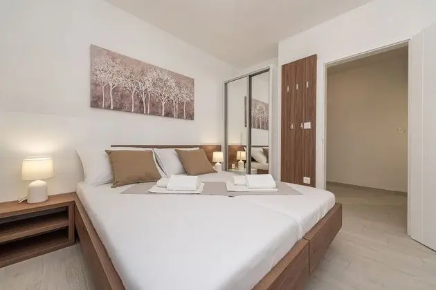 Tek Büyük Yataklı Oda, Balkon